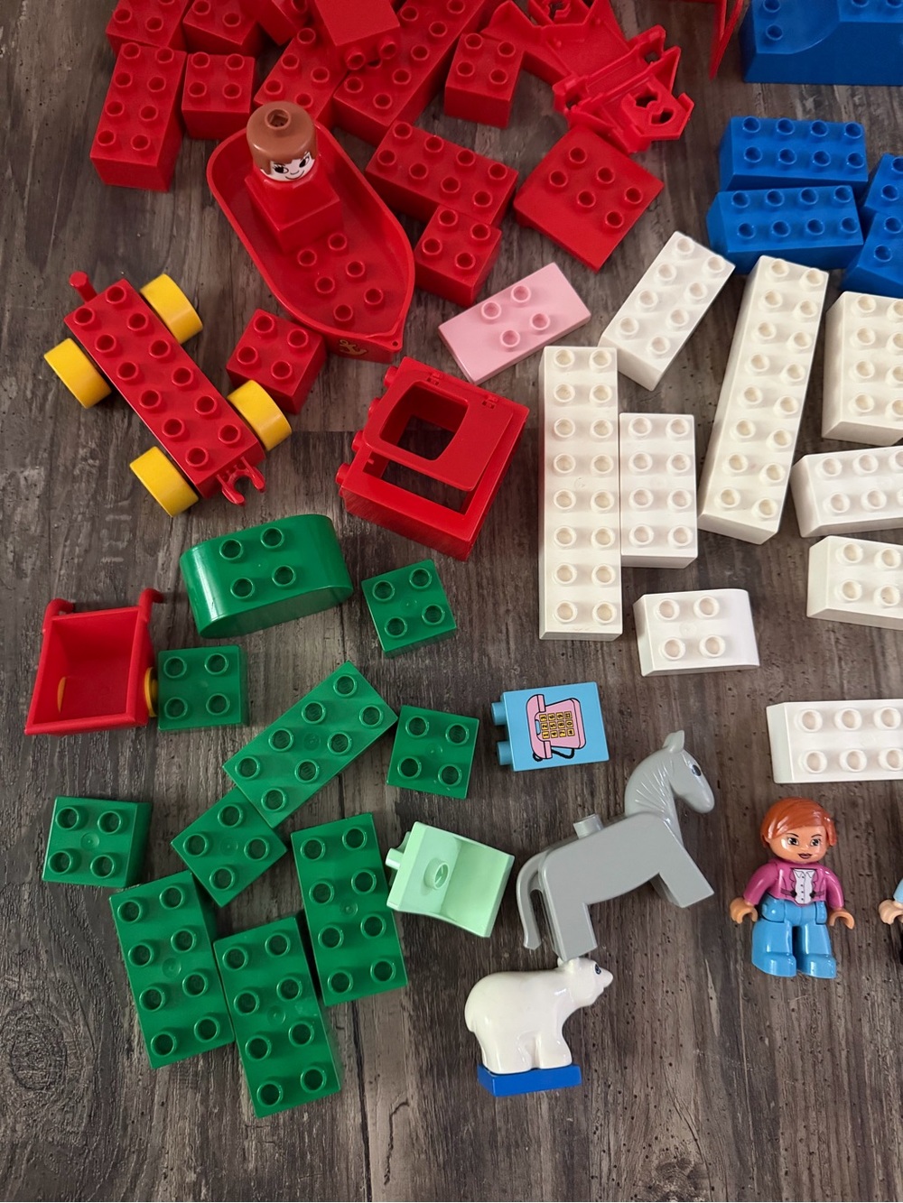 LEGO DUPLO: Boat Yard Building Set (2412) vintage and some other LEGO figures - Picture 2 of 10